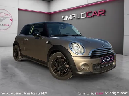 MINI MINI 2.0D boite automatique Radar de recul Garantie 12 mois