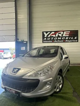 308 120 ch boîte automatique