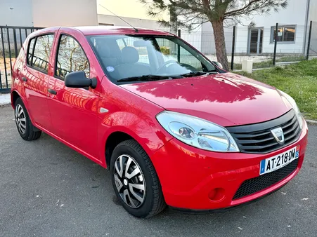 Dacia Sandero 1.4i 75ch Essence / GPL - 1ère Main - Entièrement révisée - Distri et embrayage neufs - Garantie