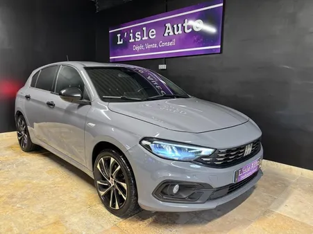 Fiat Tipo 1.0/ 100ch/ FIREFLY TURBO S/S SPORT/ Caméra/ CAR PLAY/ Pneus neige/ entretiens a jour