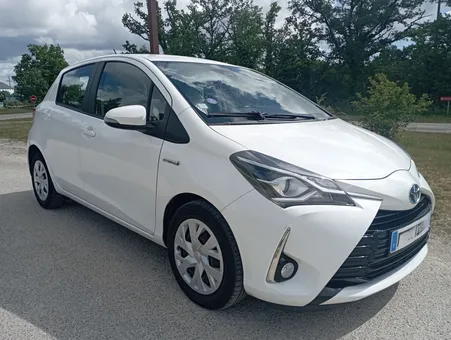 Toyota yaris pro 1.5 hybride 100h france business 2018