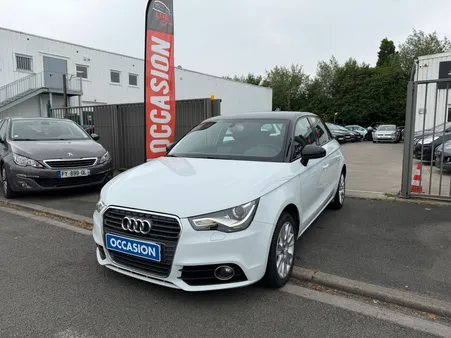 AUDI A1 Sportback 1.6 TDI 90 cv Ambition Luxe 1ere MAIN