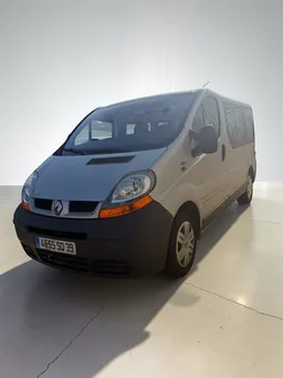 RENAULT TRAFIC 1.9 dCi 100CH – 9 PLACES – 7CV – 2004