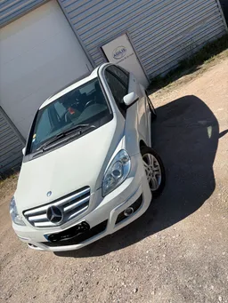 Classe b 180