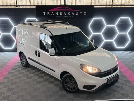 FIAT DOBLO BUSINESS 1.3 Multijet 90 ch PACK PROFESSIONNAL / SUIVI OK / ATTELAGE / GALERIE / BEL ÉTAT GÉNÉRAL