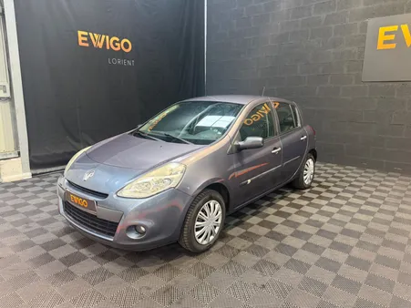 Renault clio 1.2 75ch - courroie de distribution et courroie d’accessoire ok