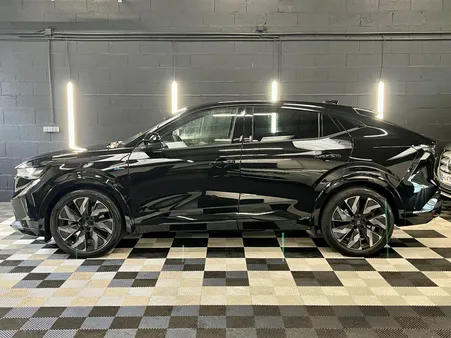 RENAULT RAFALE E-TECH ESPRIT ALPINE FULL HYBRID 200 ch 4CONTROL 38400 kms 01/2025 garantie constructeur TVA RECUPERABLE
