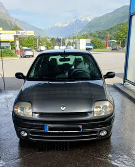 Clio 2 essence