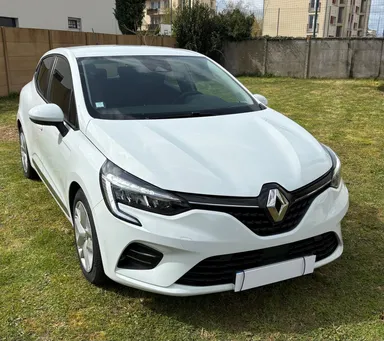 Renault clio 5 1 L tce 90 cv annee 2021 clim. Apple carplay GARANTIE 12 MOIS