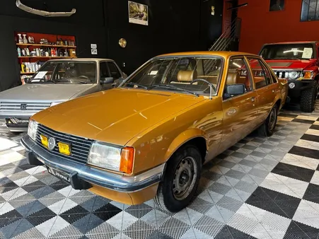 Rare Youngtimer Opel Rekord E1 2,0 S 100ch berline
