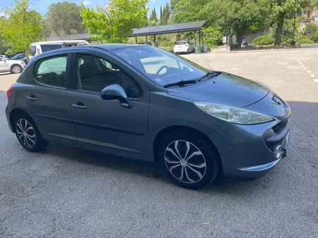 Peugeot 207 boîte automatique