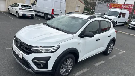 DACIA Sandero TCe 90 - 22 Stepway Essentiel