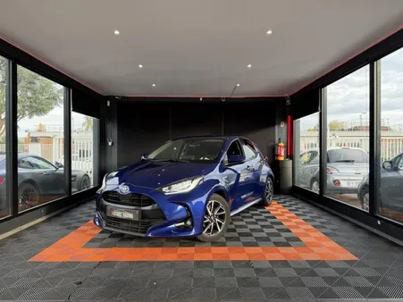 Toyota Yaris Hybrid 116h - BV e-CVT (MY21) Dynamic Business + Stage 'Hybrid Academy'
