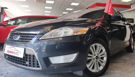 Ford Mondeo GHIA 2.0 TDCI 143 BVM6