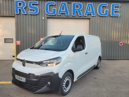 CITROEN JUMPY III Phase 2 VAN ( FOURGON ) STANDARD Taille ”M” 2.0 Blue HDI 145 BVM6 S&S 03 PLACES NEUF avec CAMÉRAS ARRIERE et LATÉRALE + RADARS + NAVIGATION + ANTIBROUILLARDS ( Prix Vente 25 990 HT )