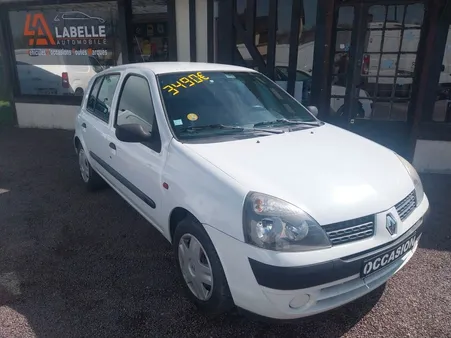 RENAULT Clio II Authentique 1.2L ESSENCE