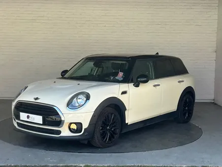 Mini Clubman F54 Cooper 136 ch Camera AR