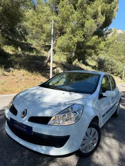 Renault CLIO 1.5 DCI 86ch / DISTRIBUTION NEUVE / EXCELLENT ÉTAT / GARANTIE