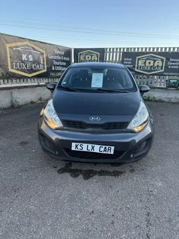 KIA RIO ACTIVE 1.2i 84 CV 1 ères mains