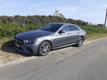 Mercedes-benz Classe E 300 de 194+122ch AMG Line 9G-Tronic