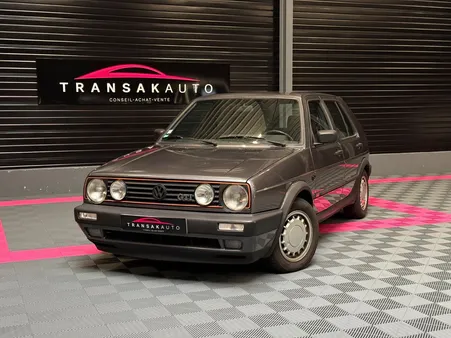 VOLKSWAGEN GOLF 1.8i GTI