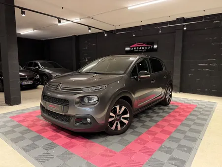 CITROEN C3 C3 PureTech 82 SS BVM5 Shine - Toit panoramique - Sièges Chauffants - Distribution faite