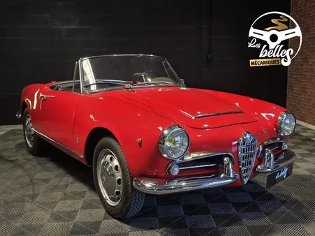 Alfa Romeo Giulia SPIDER (Série 101.23) Origine FR / Superbe Restauration