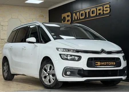 Garantie 12 mois Citroën C4 Picasso II 1.6 L Blue HDI 120 ch SHINE / Apple CarPlay / Android Auto / Climatisation automatique / 7 places / Attelage