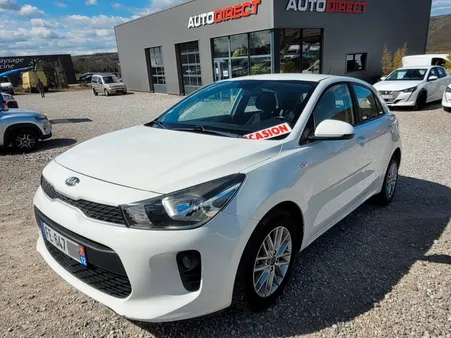 KIA RIO 1.2 essence 84 CV, 5 portes. ( équivalent clio, polo, 208) AUTODIRECT