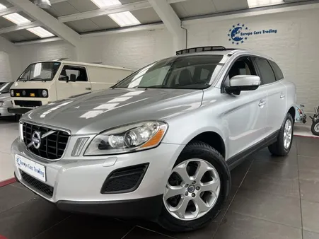 Volvo XC60 SUMMUM DRIVe 2.4D 163CH GEARTRONIC DISTRIBUTION OK T.PANO GAR 12M