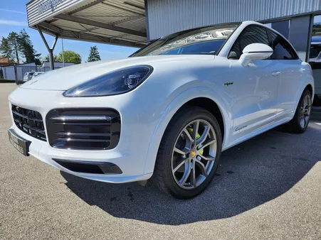 Porsche Cayenne Coupé PLATINIUM EDITION