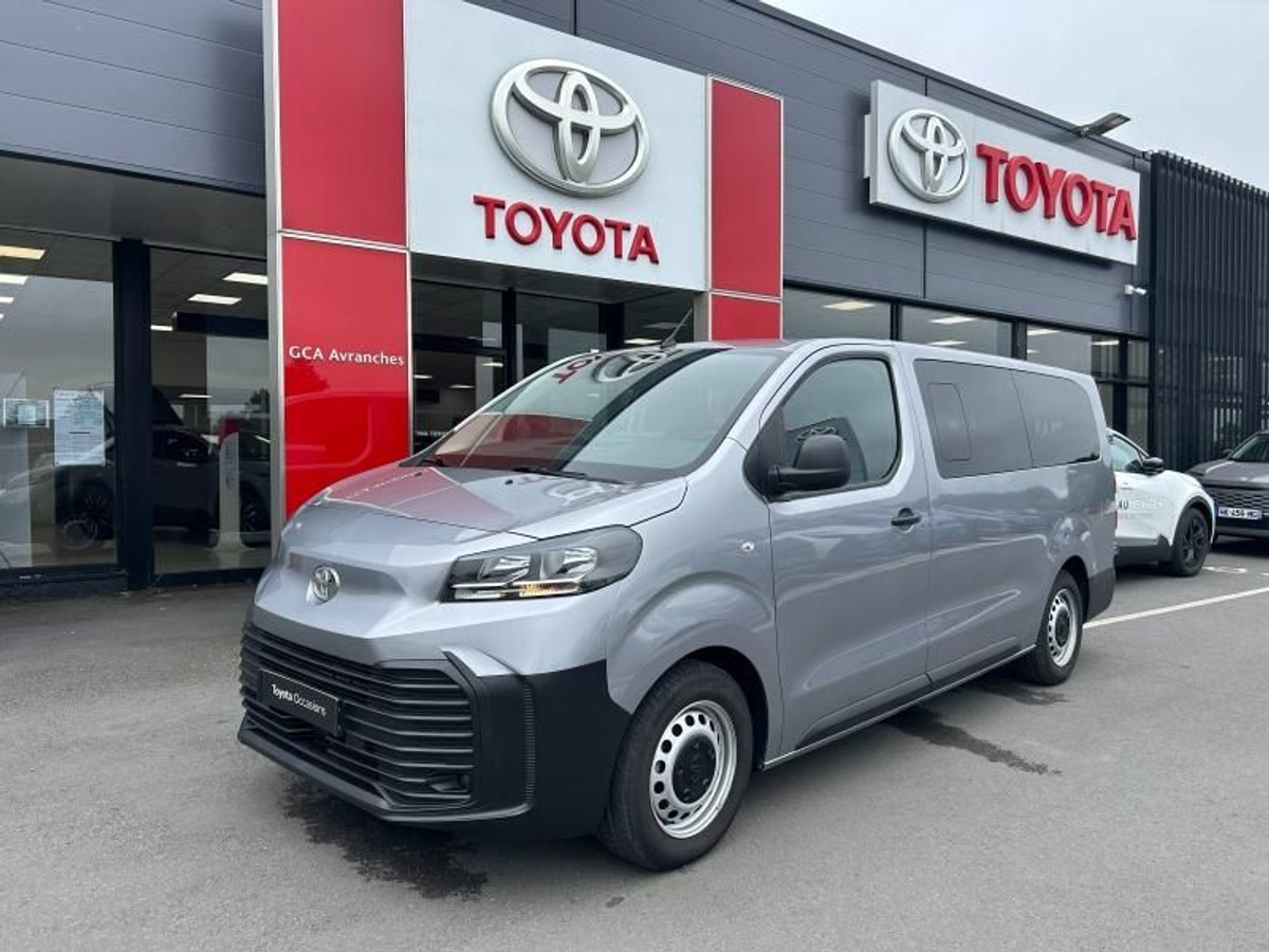 Toyota PROACE Combi