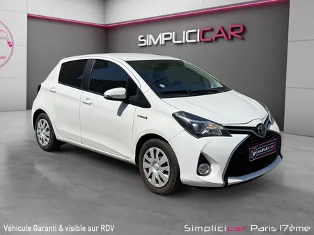 TOYOTA YARIS HYBRIDE LCA 2016 100h Dynamic camera de recul entretien toyota a jour garantie 12 mois
