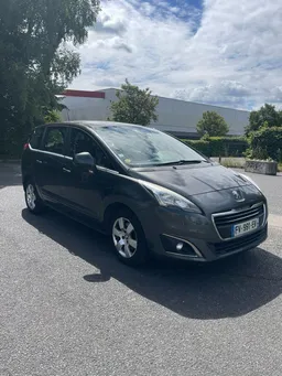 PEUGEOT 5008 1.6 HDI 120 Cv PHASE 2 / 7 PLACES / CT OK