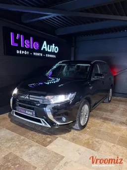 Mitsubishi Outlander 2.4 240H 135 TWIN-MOTOR PHEV HYBRID 13.8KWH BUSINESS 4WD BVA