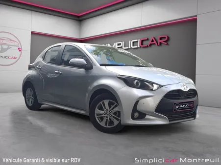 TOYOTA YARIS 1.5 VVT-i 120 DYNAMIC Business camera radars boite auto alarme garantie 12 MOIS