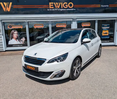 Peugeot 308 1.6 bluehdi 120ch féline bva – attelage – caméra de recul – park assist – toit panoramique