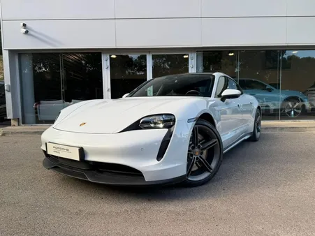 Porsche taycan 4S 571 ch avec batterie performance plus