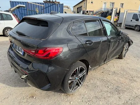 BMW SÉRIE 118i 42000 kms accidenté procédure VEI