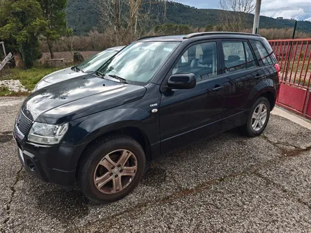 Suzuki grand vitara 4×4 1.9 ddis 130cv / 5 portes / attelage