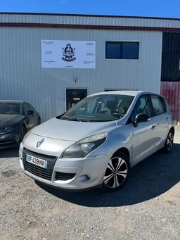 Renault SCENIC 1.5 DCi 110cv Édition BOSE