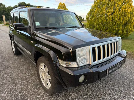 Jeep Commander 3.0 crd 218cv Overland 7 places