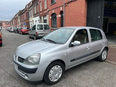 Renault clio campus. 120.000km 1.2i 75cv , garanti