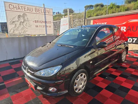 Peugeot 206 1.4 hdi 70cv gps carplay clim garantie