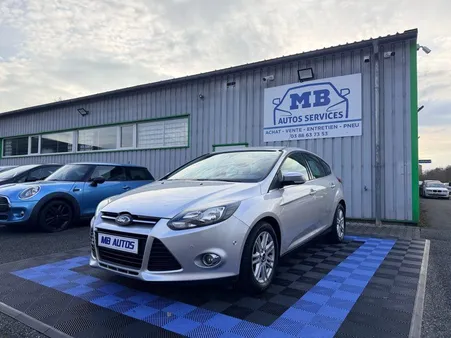 Ford Focus 1.0L 125cv Ecoboost GPS Bluetooth Régulateur Radar AV/AR Feux Auto Keyless Garantie 12 Mois