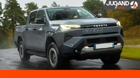 Toyota Hilux NEW 2.8 204 BVA CONFORT 4PL