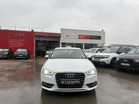 Audi A3 1.6 TDI 105CV AMBITION BVM6