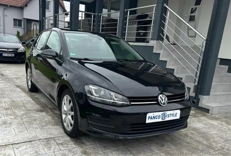 Volkswagen Golf 1.2 105ch Confortline Xénon / CarPlay / Jantes / Clim auto / Sièges chauf. / Entretien complet à jour Vw jusqu’en 2024
