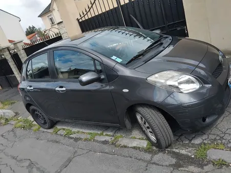 Toyota yaris ess 4cv 2008..