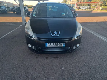 5008 1.6 hdi 115 ch active toit panoramique en verre